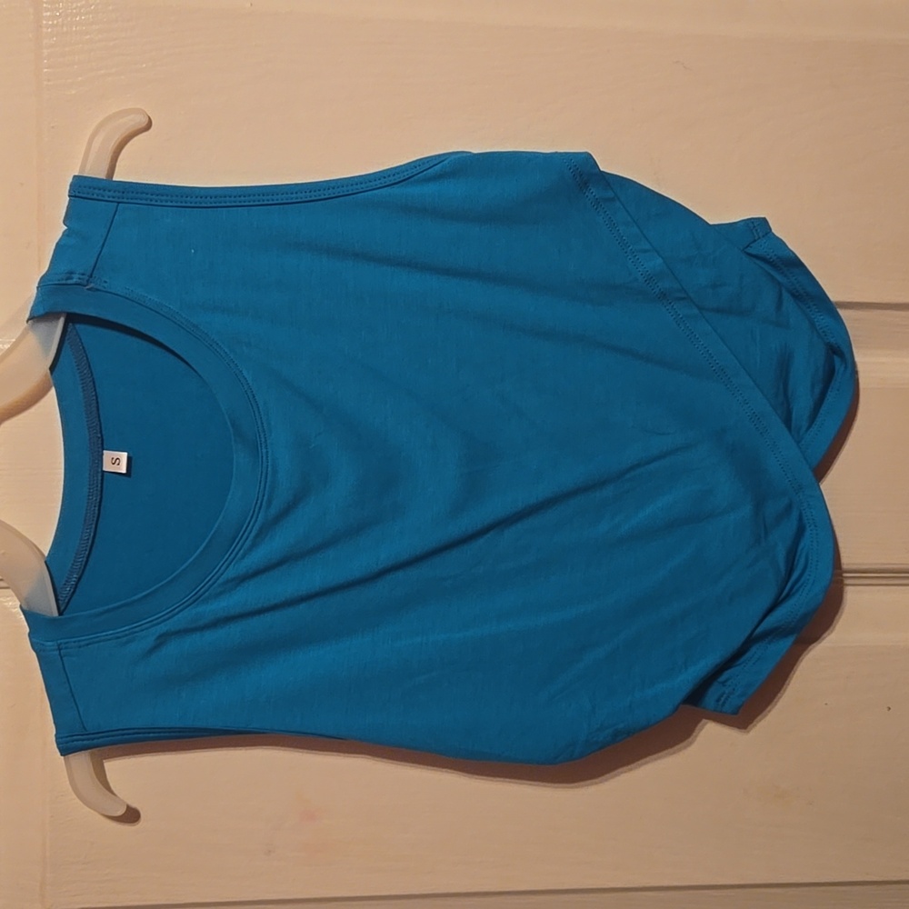 Gym Crop Top - Brand Unknown